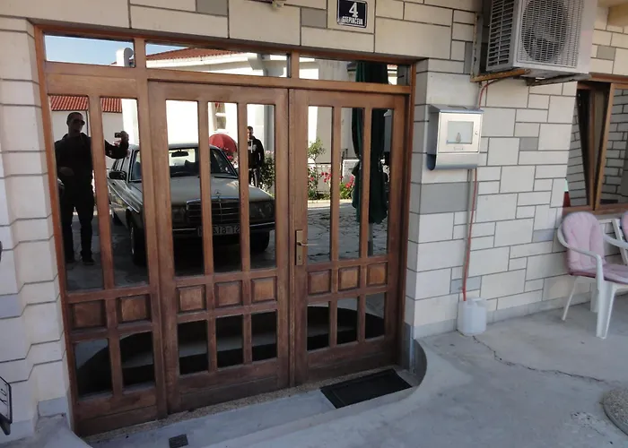 Guest house Rajic 3*